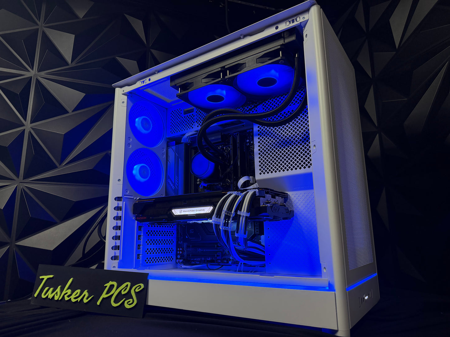 ๐๐ค White Ocean ๐ค๐ Ryzen 7 7700X| RX 6950XT| 32 GB DDR5| 1.5 TB NVMe| 850W PSU
