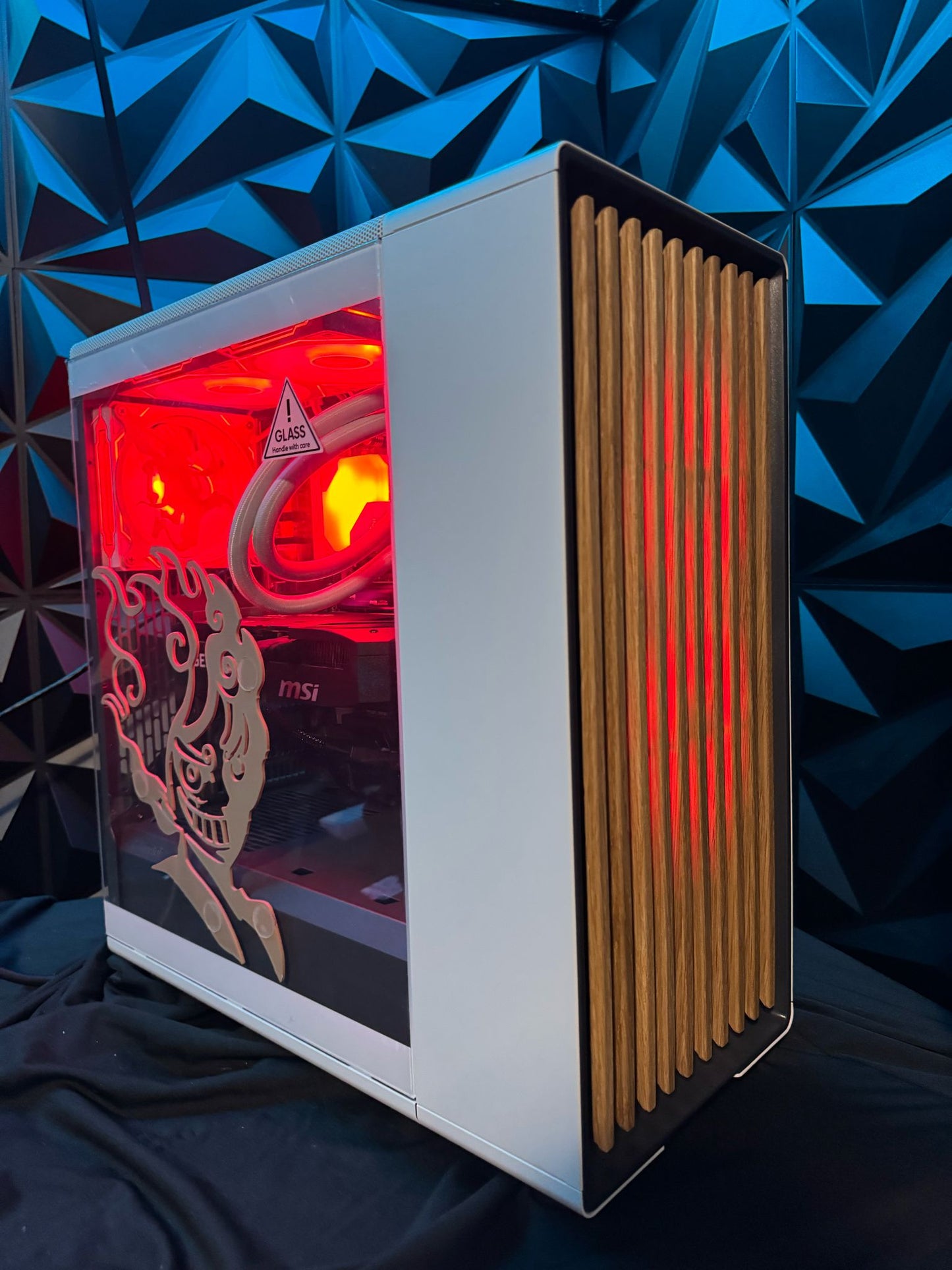 ☠️🏴☠️ Luffy Gear 5: Oak Edition☠️ 🏴☠️Ryzen 5 9600X| RTX 5070| 32 GB DDR5| 2 TB NVMe