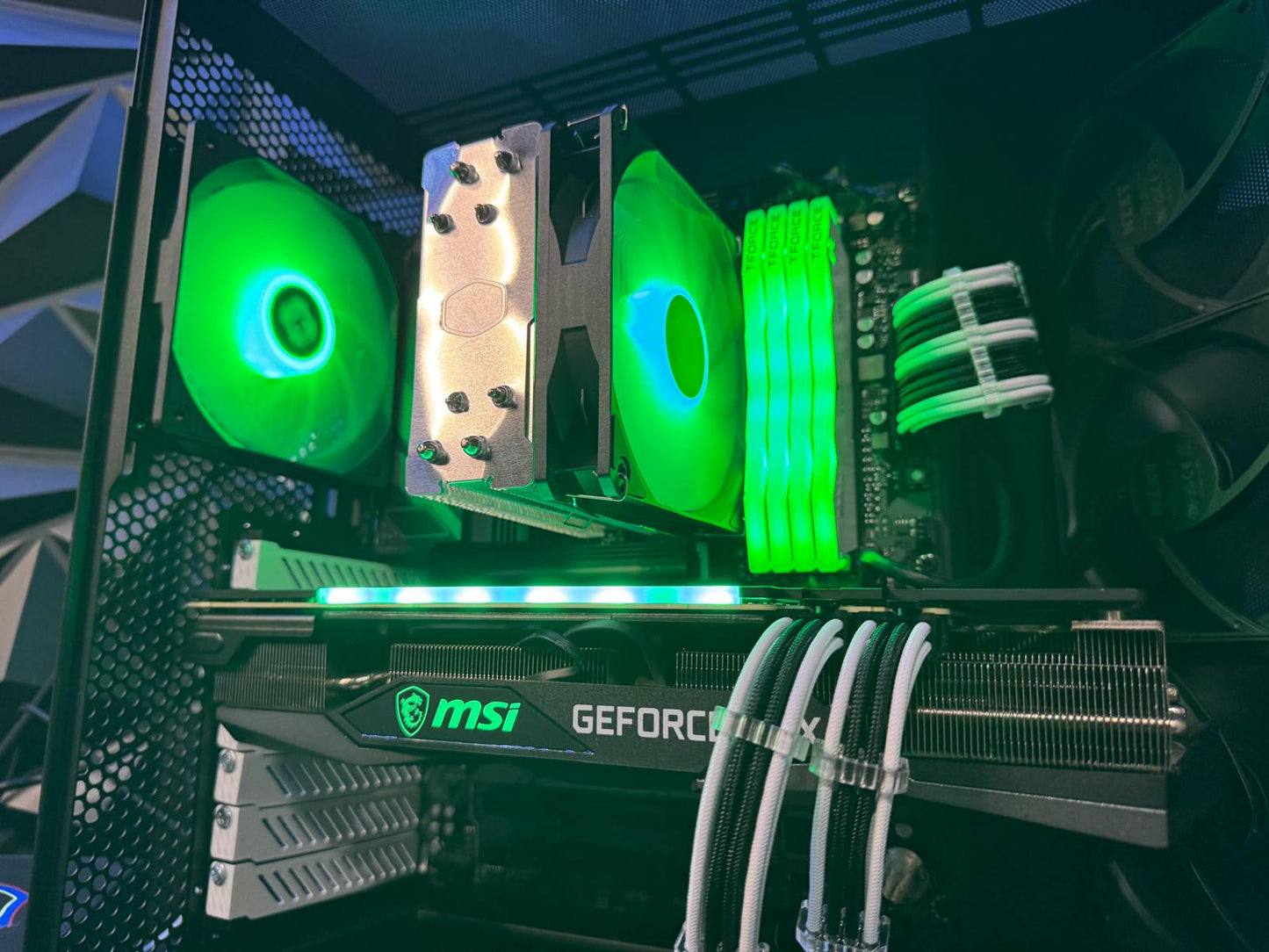 ๐ฅ The Yin Yanger ๐โก Ryzen 5 9600X| RTX 3070| 32 GB DDR5| 2.5 TB NVMe