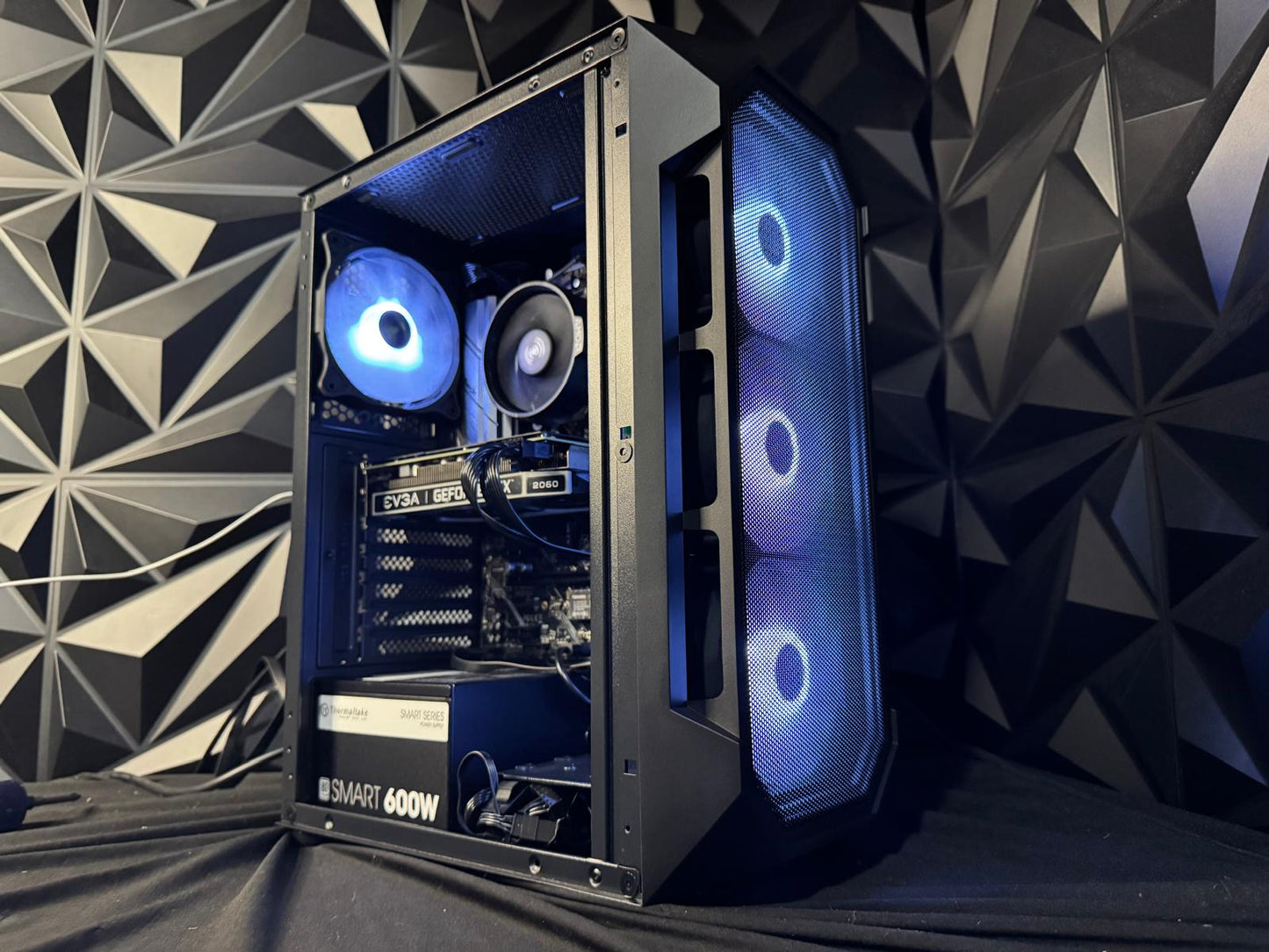 ๐ฎ RTX Mid Daddy ๐ป๐ฅRyzen 5 3600| RTX 2060 6 GB| 16 GB DDR4| 1 TB SSD