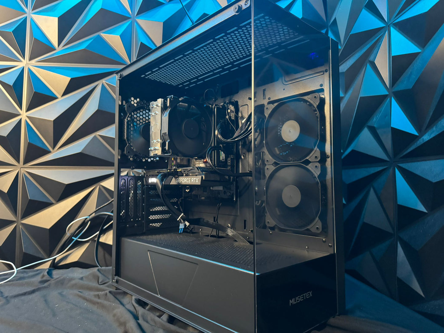 ๐๐ค Dark 1160ti ๐๐คi5 11600K| RTX 3060Ti| 32 GB DDR4 | 1 TB SSD