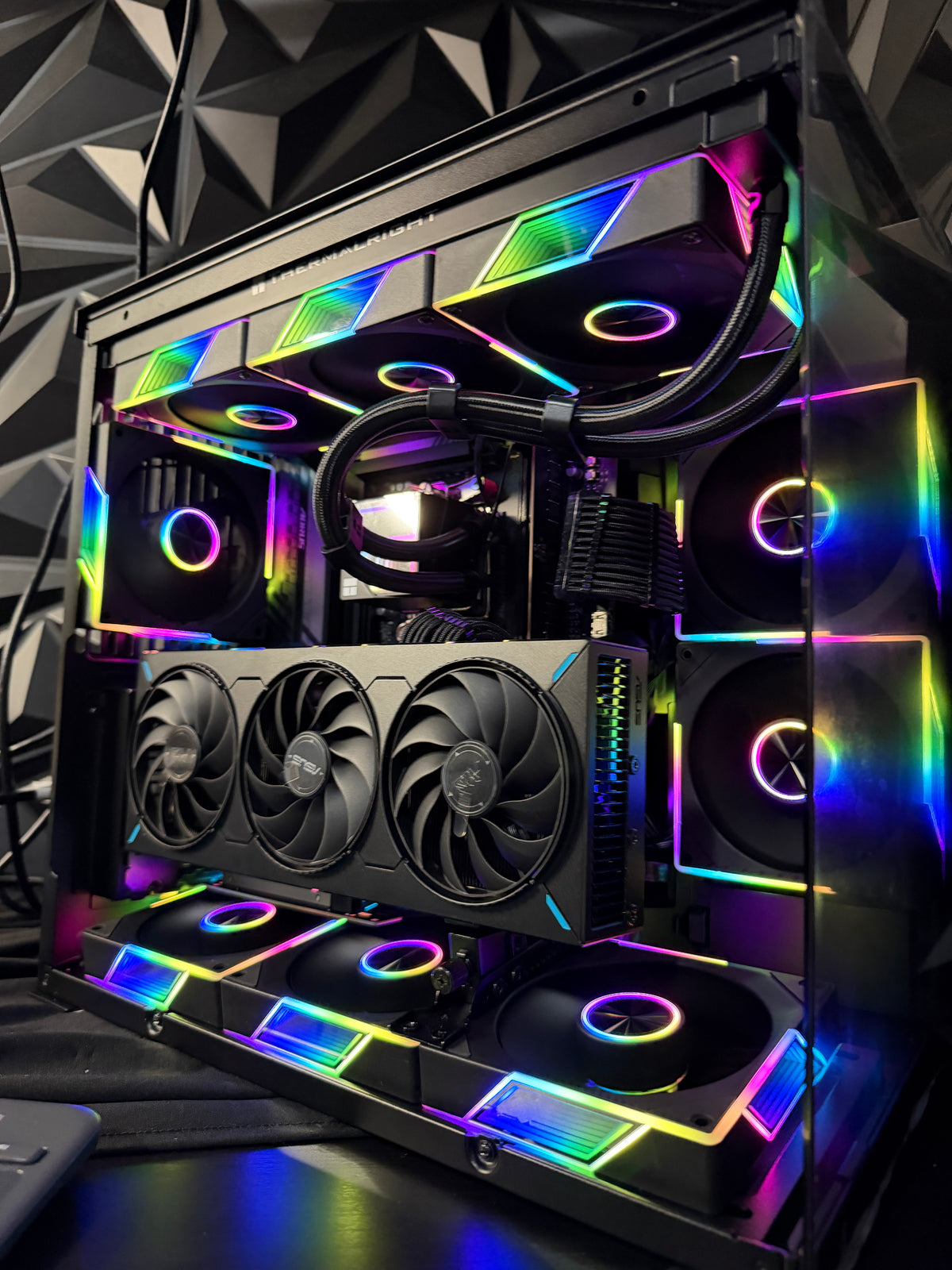 Black Hole — RX 9070 GRE Gaming PC | Ryzen 9 7900X