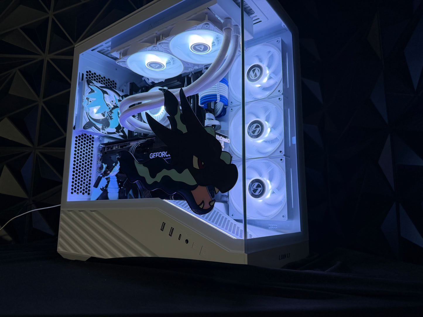 🔥🐉 Blue Inferno X 🔥🐉 Ryzen 7 9800X3d| RTX 5070Ti| 32 GB DDR5| 4 TB NVMe| 850W Gold PSU