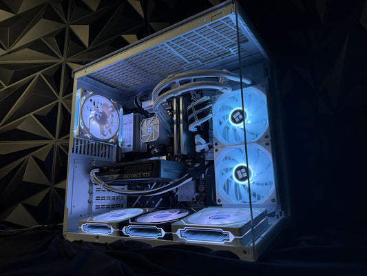 🏴‍☠️ Luffy Gear 5 🏴‍☠️ Ryzen 5 9600X|  RTX 5060| 32 GB DDR5| 1 TB NVMe