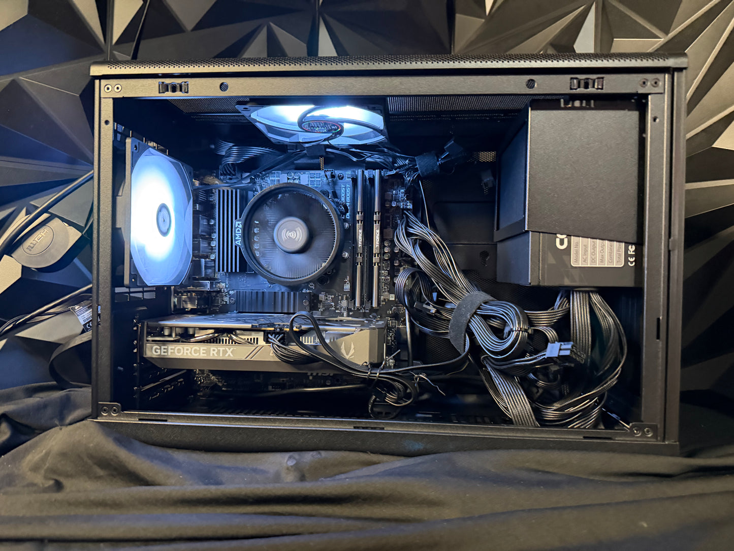 🎮🔥 GAMER 5560 🔥🎮🎮 Ryzen 5 5500|RTX 5060| 16 GB DDR4| 1.25 TB NVMe| 650W PSU