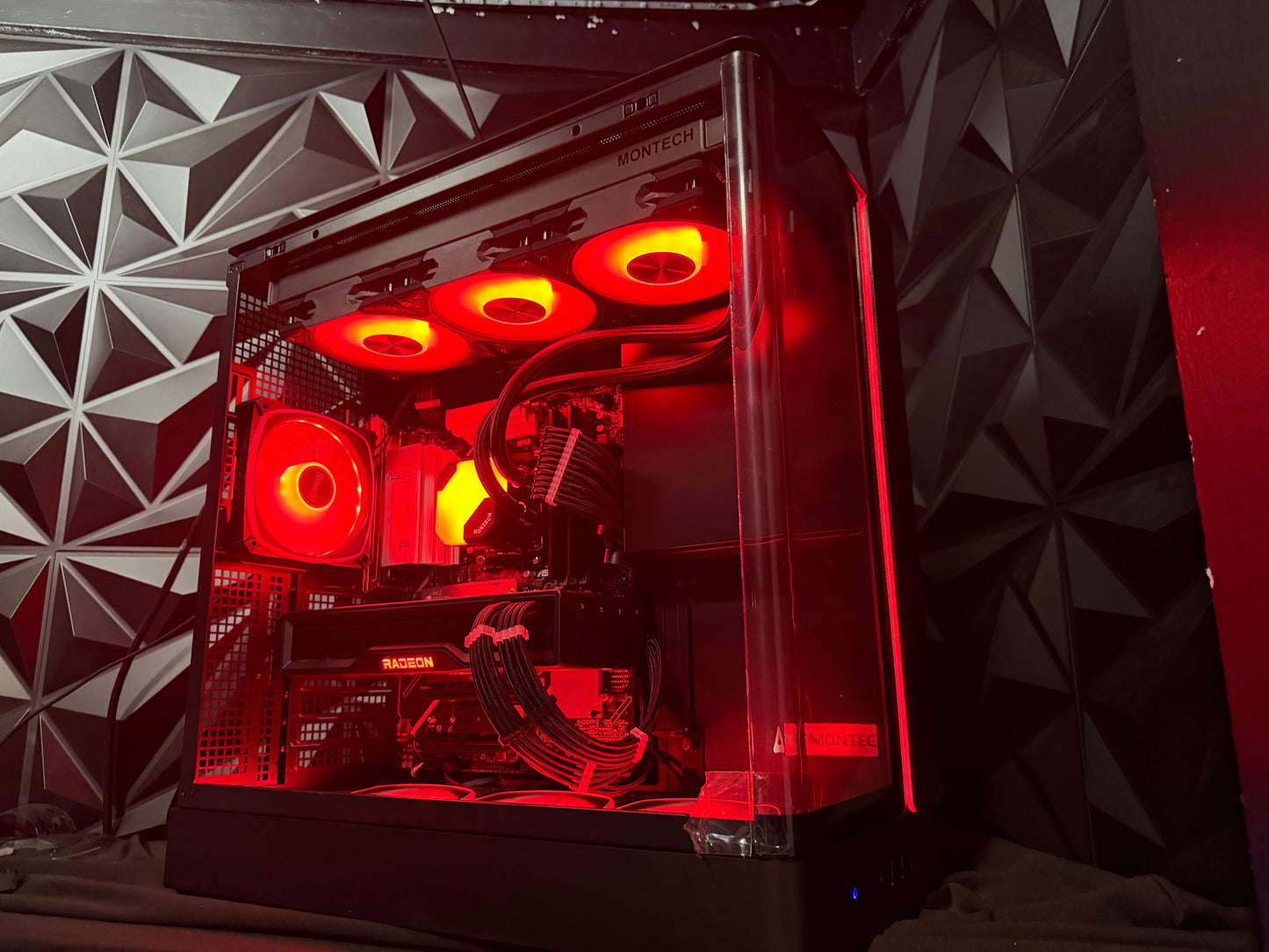 🌊🖤 BLACK OCEAN 🖤🌊Ryzen 7 7700X| RX 6950XT| 32 GB DDR5| 1.5 TB NVMe| 850W PSU