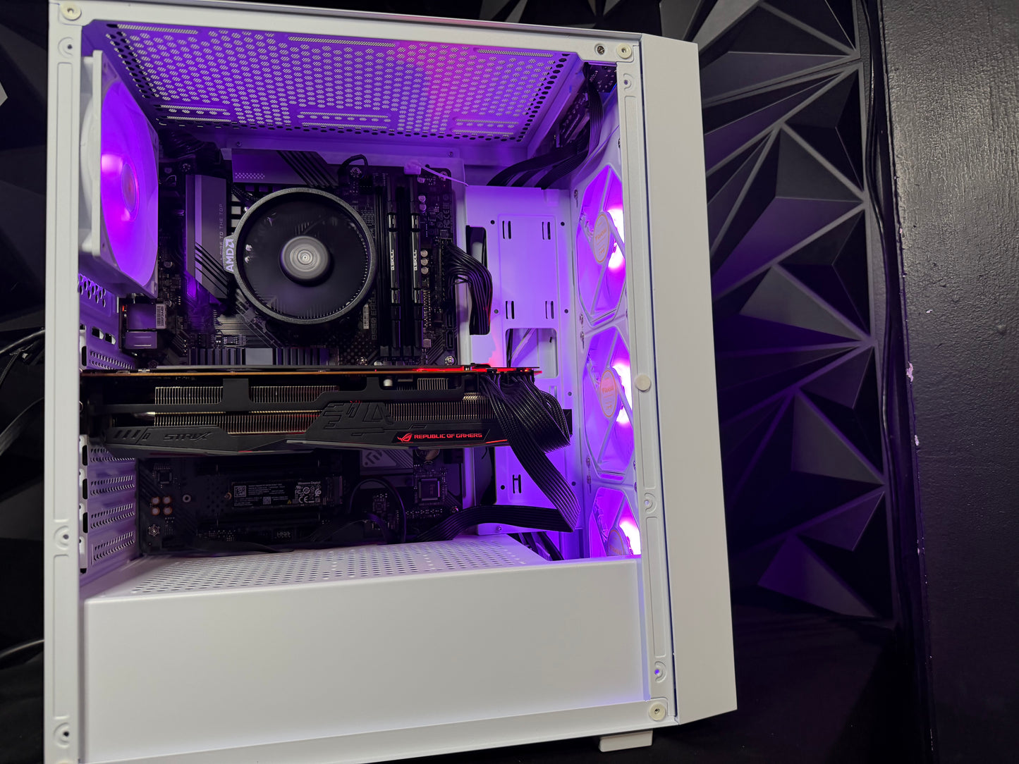 💸🎮 THE BUDGET BOOMER 🎮💸Ryzen 5 5500| RX 6500XT| 16 GB DDR4| 750GB NVMe| 650W PSU