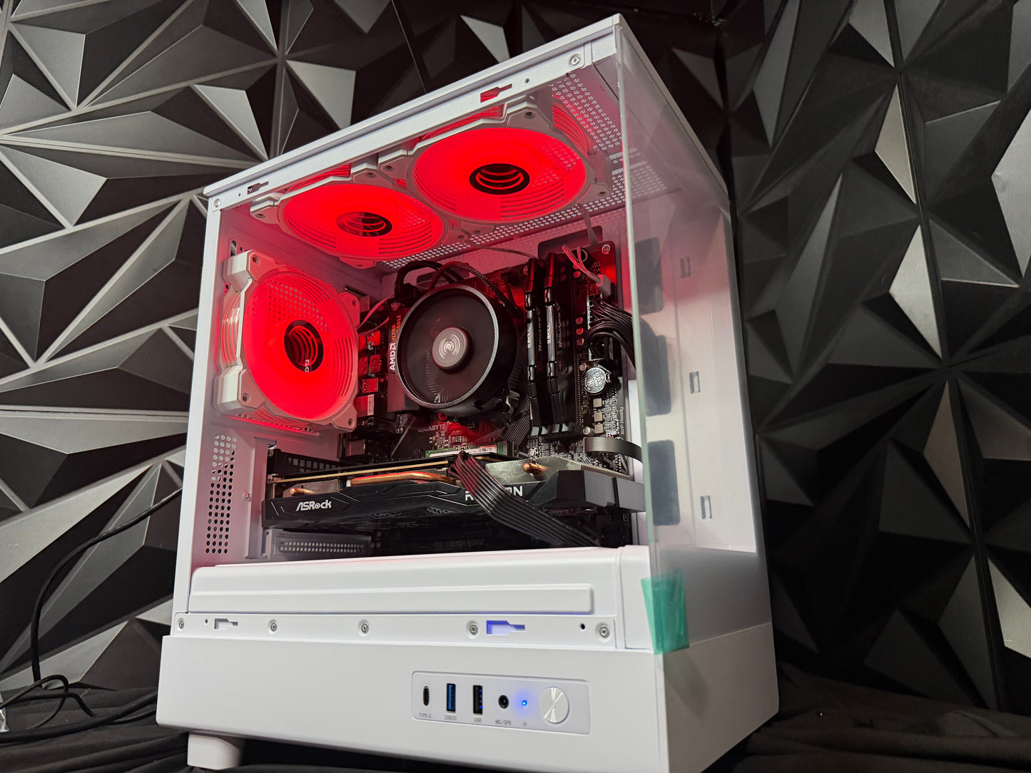 🔥😎 THE MID DADDY Mini 😎🔥Ryzen 5 5500| RX 6600XT| 16 GB DDR4| 500 GB NVMe| 650W PSU