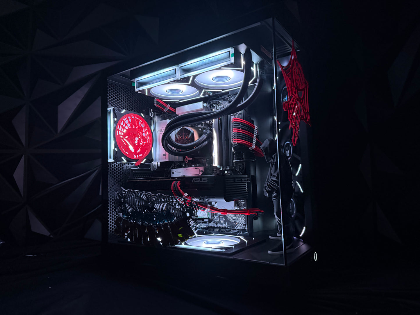 🕷️🕸️ WEB SLINGER 🕸️🕷️Ryzen5 9600X| RTX 5060| 16 GB DDR5| 1.5 TB NVMe| 650W PSU