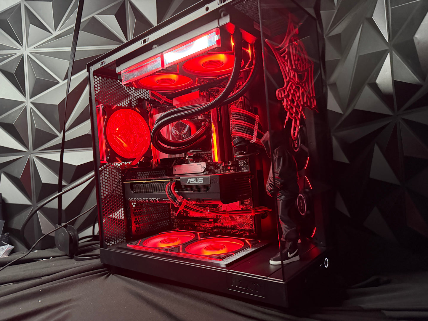 🕷️🕸️ WEB SLINGER 🕸️🕷️Ryzen5 9600X| RTX 5060| 16 GB DDR5| 1.5 TB NVMe| 650W PSU