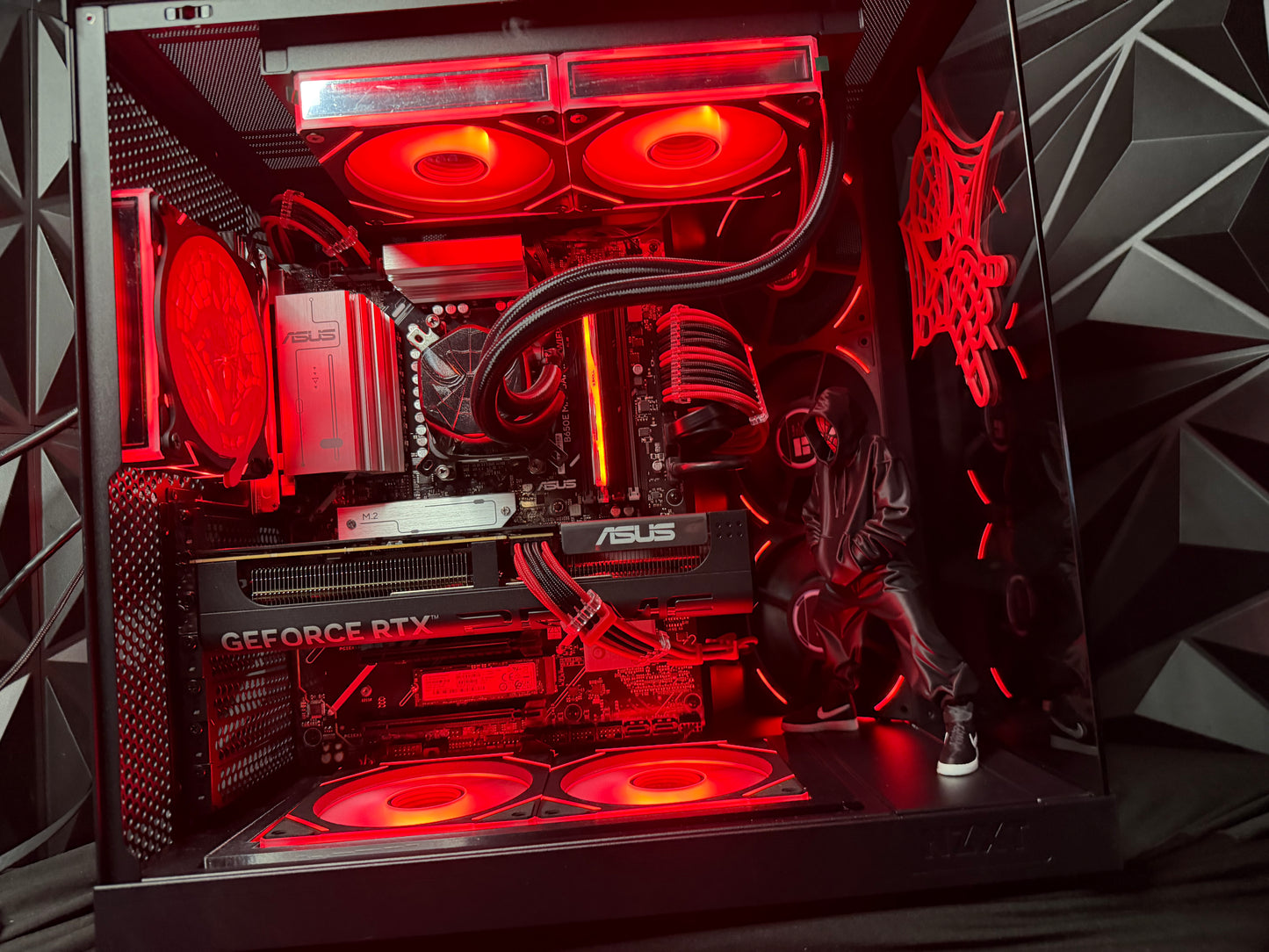 🕷️🕸️ WEB SLINGER 🕸️🕷️Ryzen5 9600X| RTX 5060| 16 GB DDR5| 1.5 TB NVMe| 650W PSU