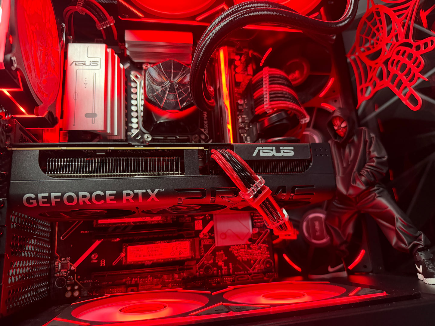 🕷️🕸️ WEB SLINGER 🕸️🕷️Ryzen5 9600X| RTX 5060| 16 GB DDR5| 1.5 TB NVMe| 650W PSU
