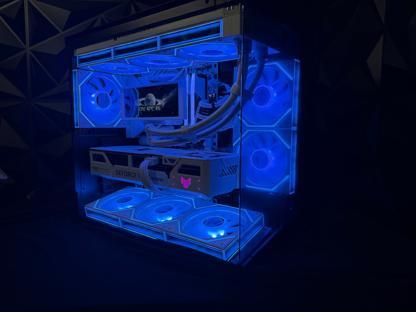🥛⚫ THE MILK DIRTY ⚫🥛Ryzen 7 9800X3D| RTX 5070Ti| 64 GB DDR5| 4.75 TB NVMe| 1000W PSU