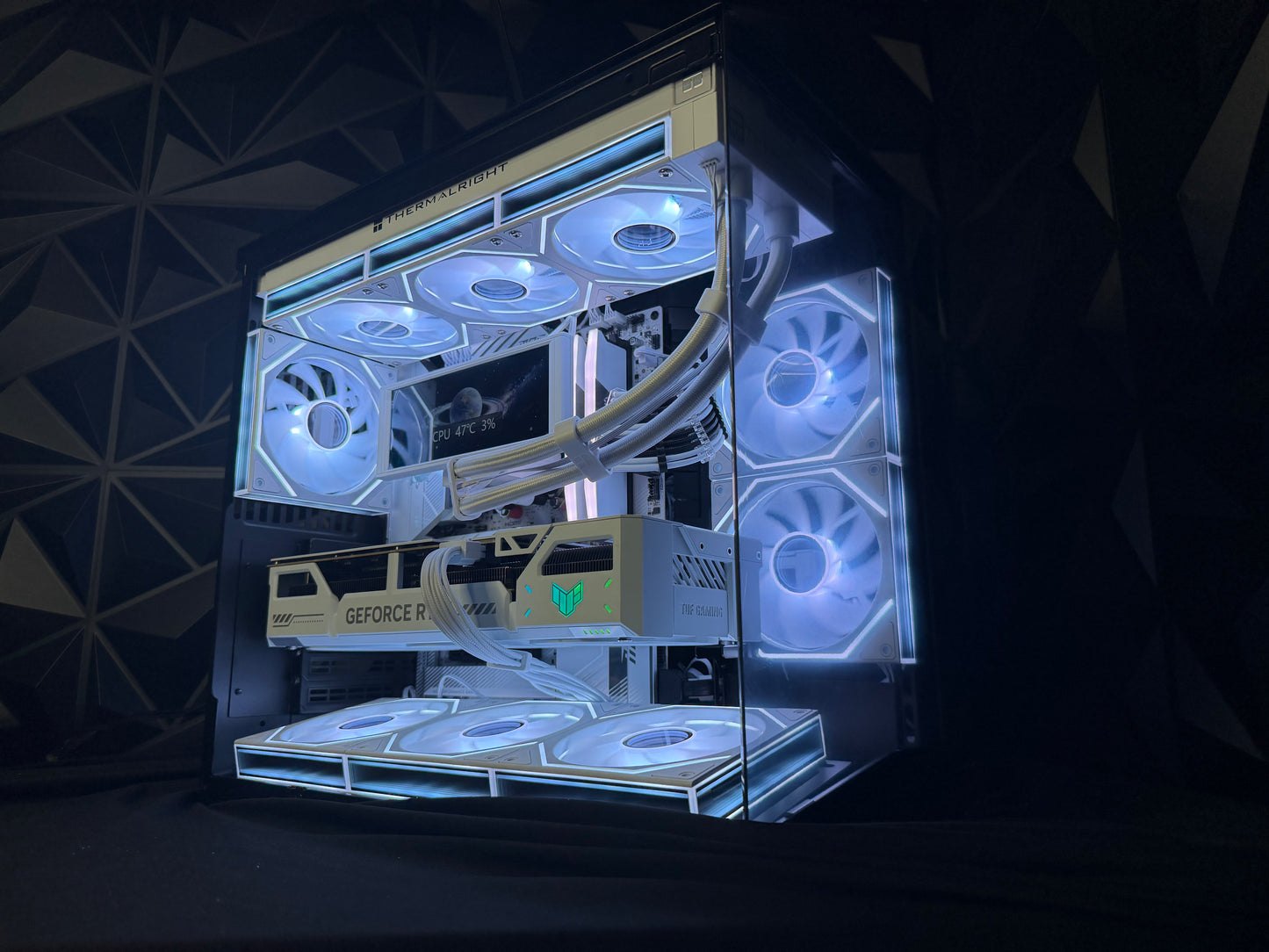 🥛⚫ THE MILK DIRTY ⚫🥛Ryzen 7 9800X3D| RTX 5070Ti| 64 GB DDR5| 4.75 TB NVMe| 1000W PSU