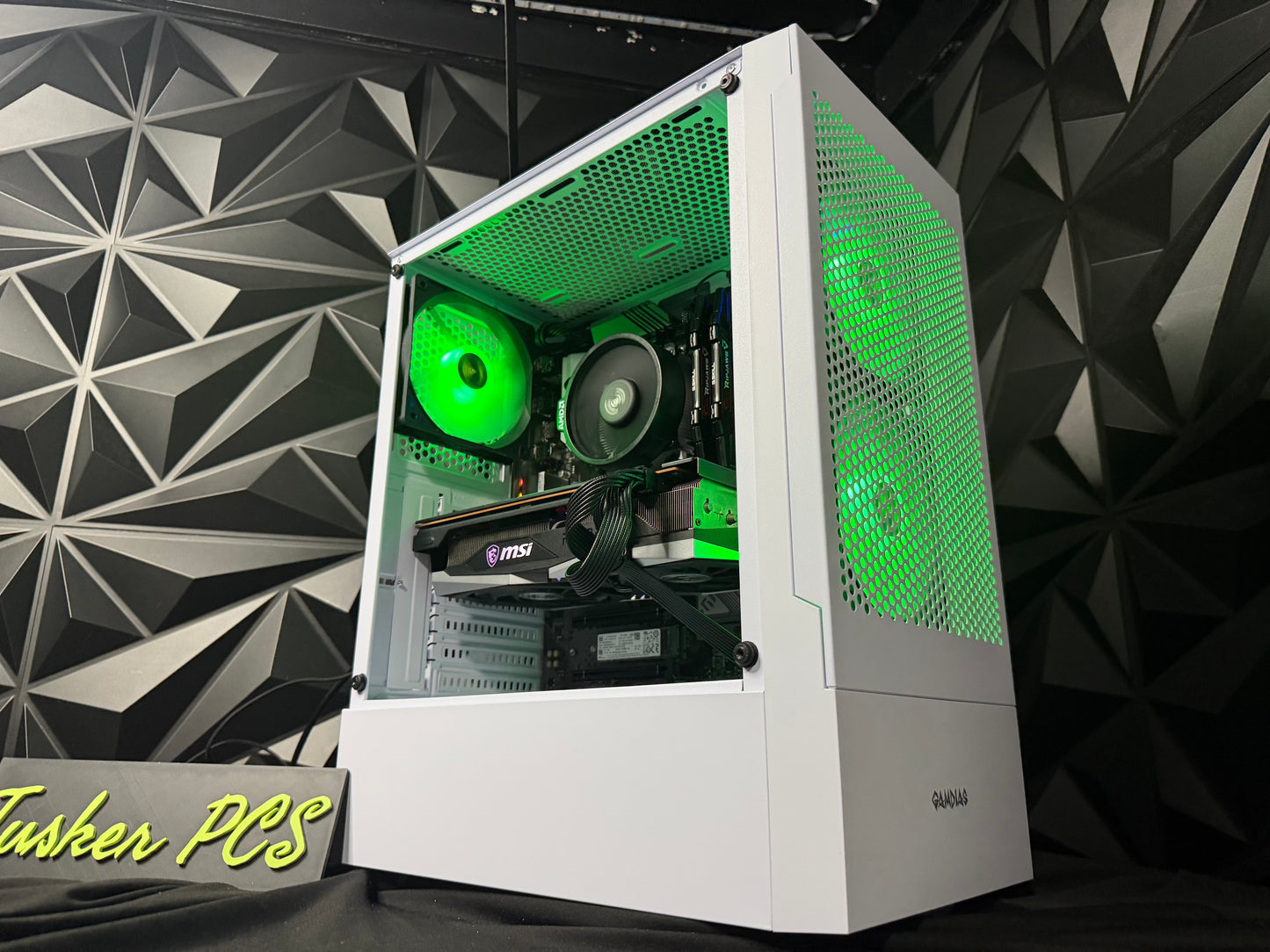 🖤🐼 Black Panda 🐼🖤 Ryzen 5 5500| RX 6700XT 12 GB | 16 GB DDR4| 750GB NVMe| 650W PSU