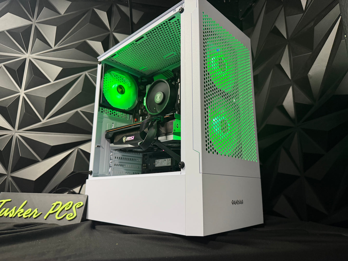 🖤🐼 Black Panda 🐼🖤 Ryzen 5 5500| RX 6700XT 12 GB | 16 GB DDR4| 750GB NVMe| 650W PSU