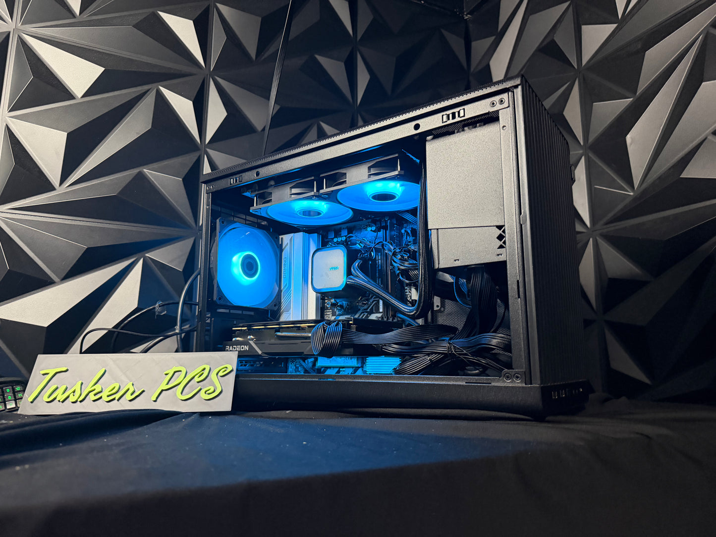 💀🔥 Mid DaDDY 76 🔥💀 Ryzen 5 7600X| RX 7600XT 16 GB| 32 GB DDR5| 1.25 TB NVMe| 650W PSU