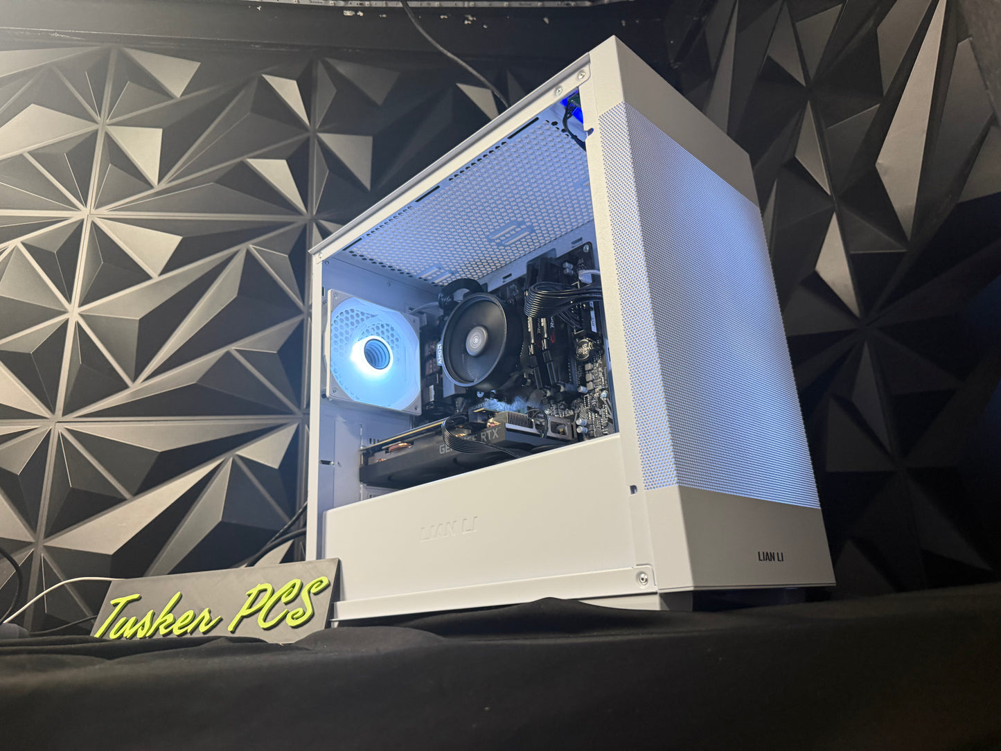 😎🔥 MID DADDY 5570 🔥😎Ryzen 5 5500| RTX 2070| 16 GB DDR4| 1 TB SSD| 650W PSU