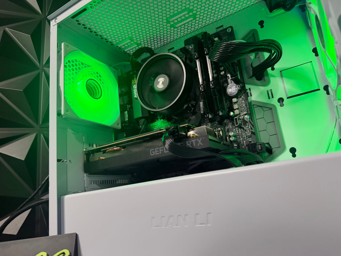 😎🔥 MID DADDY 5570 🔥😎Ryzen 5 5500| RTX 2070| 16 GB DDR4| 1 TB SSD| 650W PSU