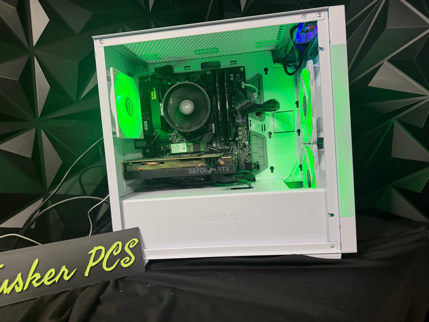 😎🔥 MID DADDY 5570 🔥😎Ryzen 5 5500| RTX 2070| 16 GB DDR4| 1 TB SSD| 650W PSU