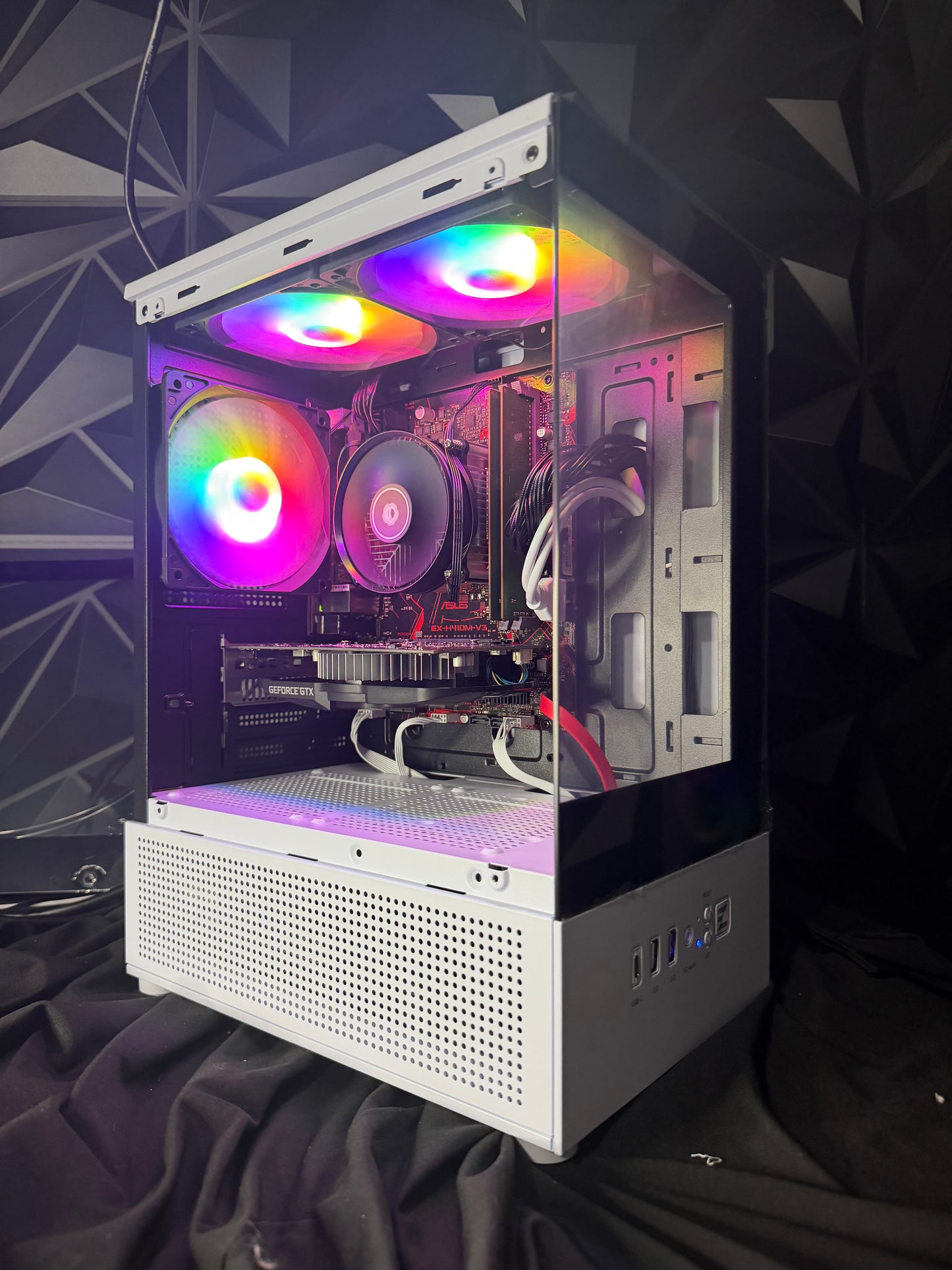 💸💪 THE BUDGET BRO 💪💸i5 10500T| GTX 1650 4GB| 16 GB DDR4| 500GB SSD| 650W PSU