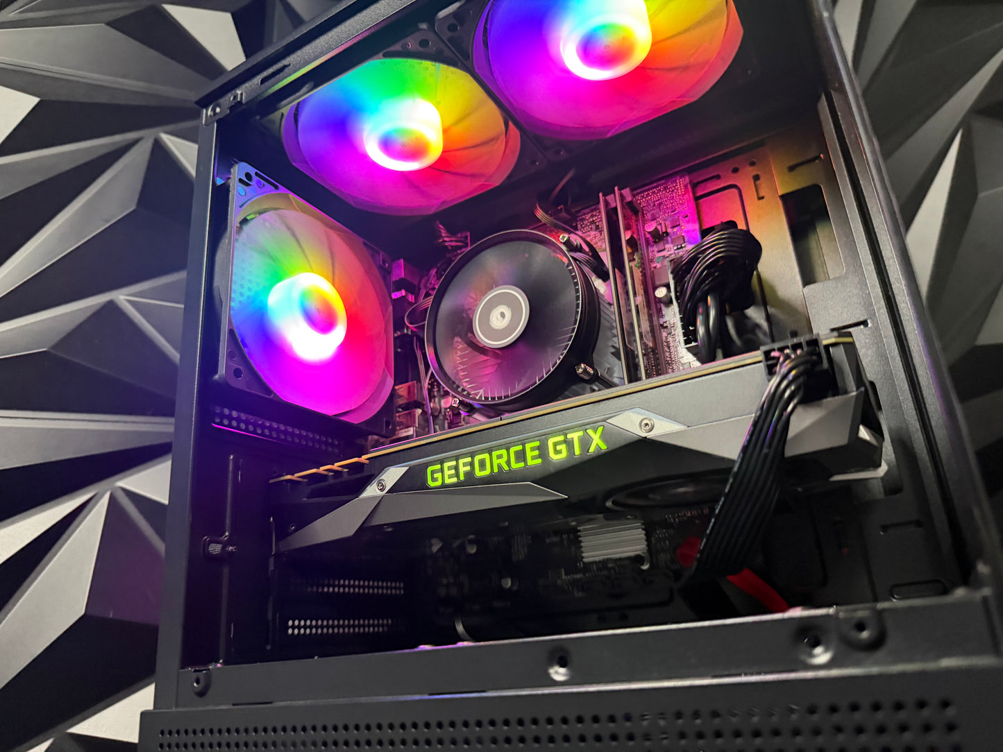 💸💪 THE BUDGET BRO 💪💸i5 10500T| GTX 1070| 16 GB DDR4| 750GB SSD| 650W PSU