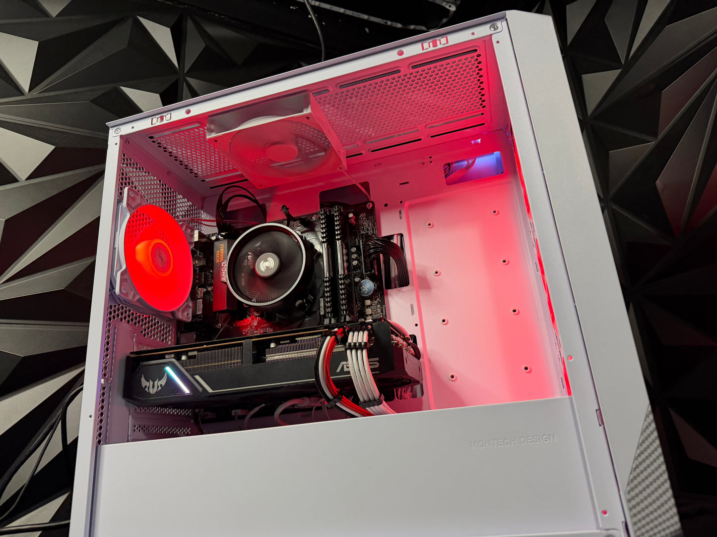 Red Fiber – Ryzen 5 5500 / RX 5700 XT Gaming PC