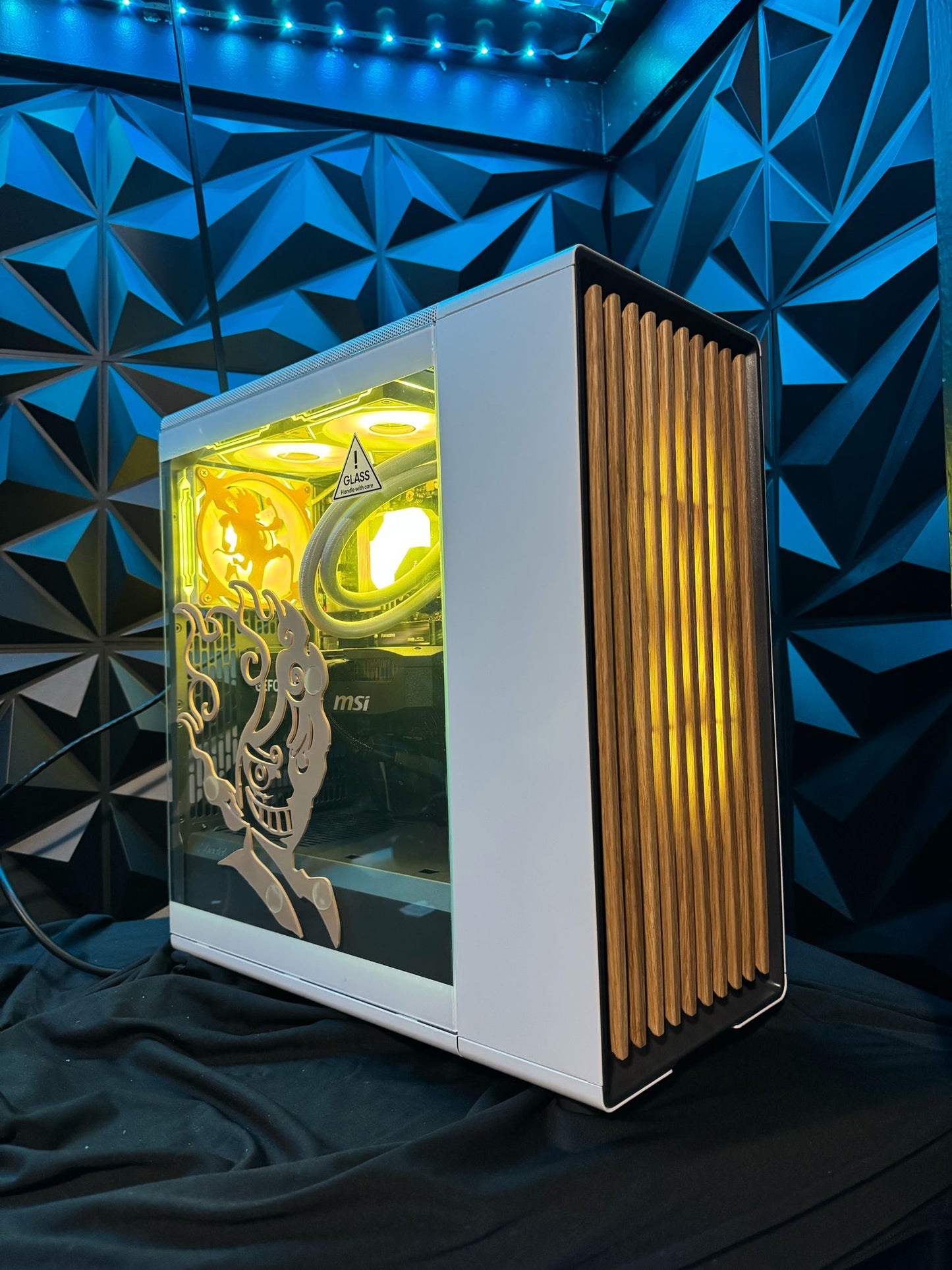 ☠️🏴‍☠️ Luffy Gear 5: Oak Edition☠️ 🏴‍☠️Ryzen 5 9600X| RTX 5070| 32 GB DDR5| 2 TB NVMe