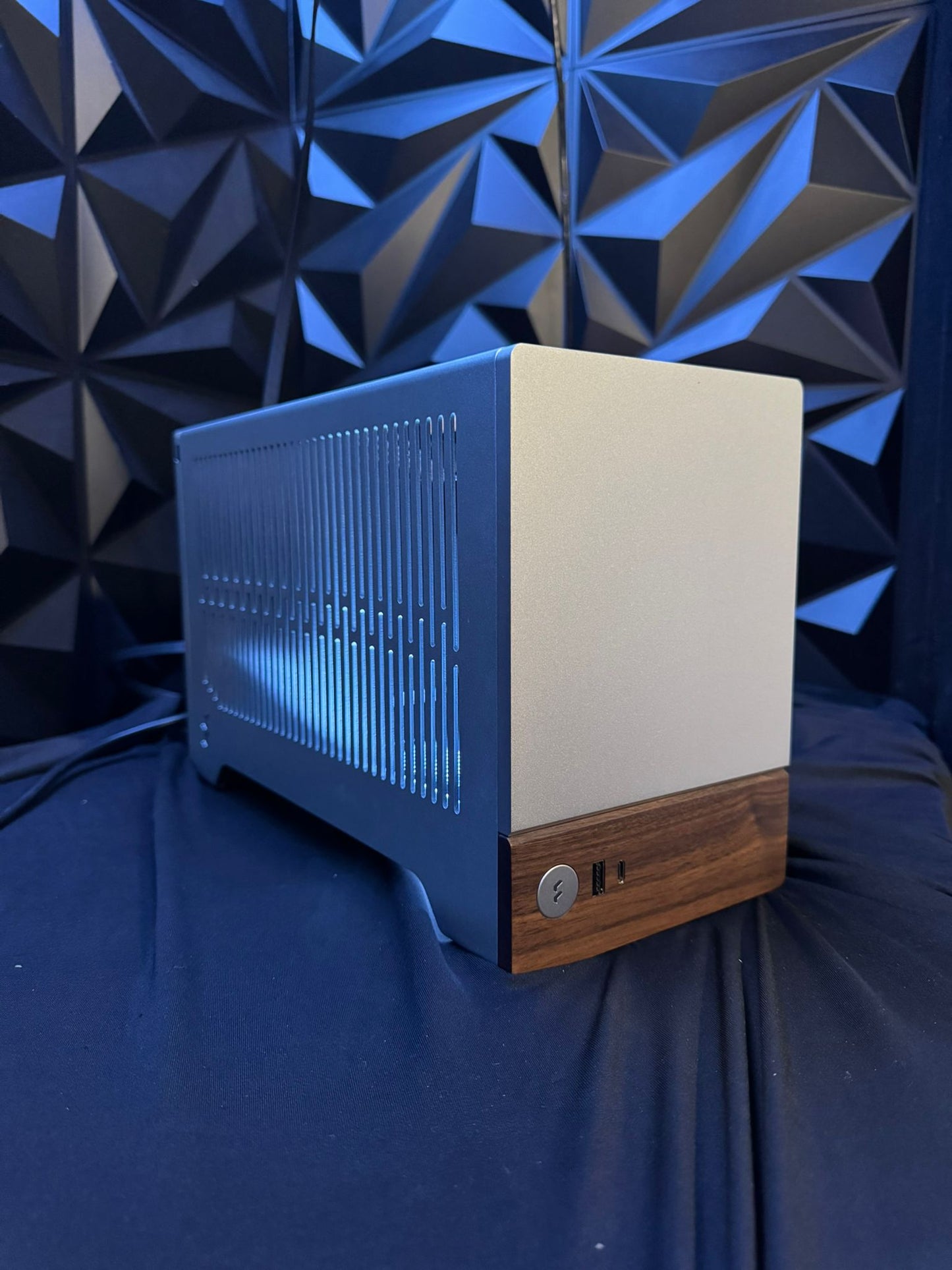 🚀 Little Silver Ti🚀 Ryzen 5 9600X| RTX 5060Ti 16 GB | 32 GB DDR5| 2 TB NVMe
