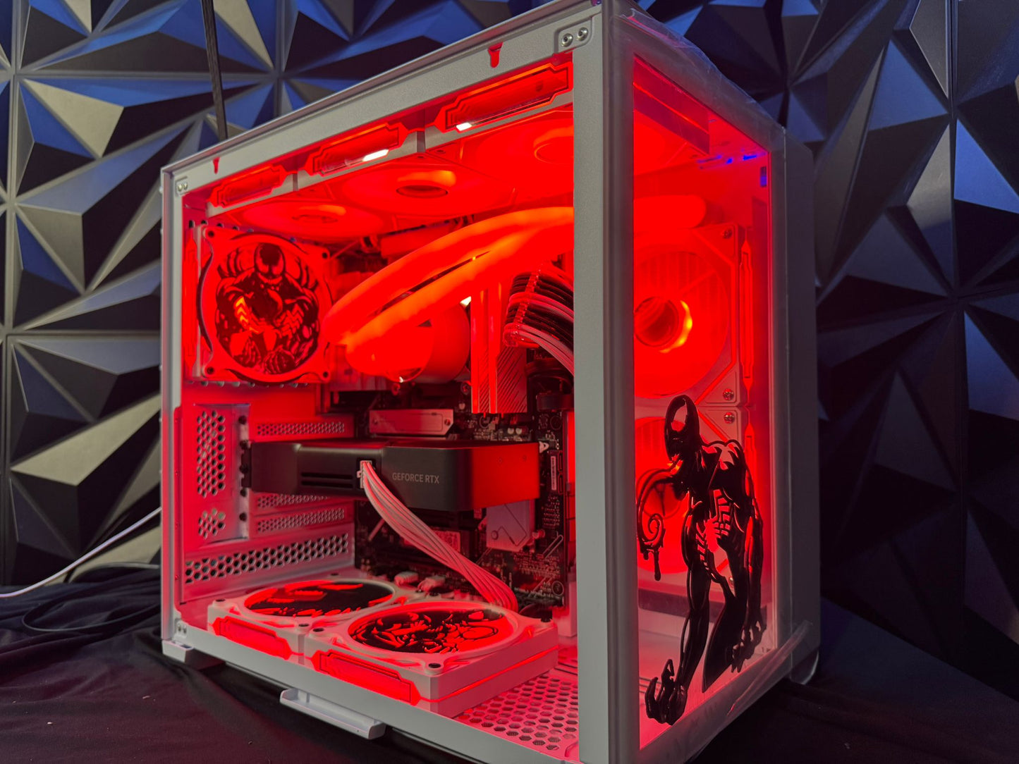 🕷️ We Are Venom 🖤💥 Ryzen 7 7700X| RTX 5070| 32 GB DDR5| 2.5 TB NVMe