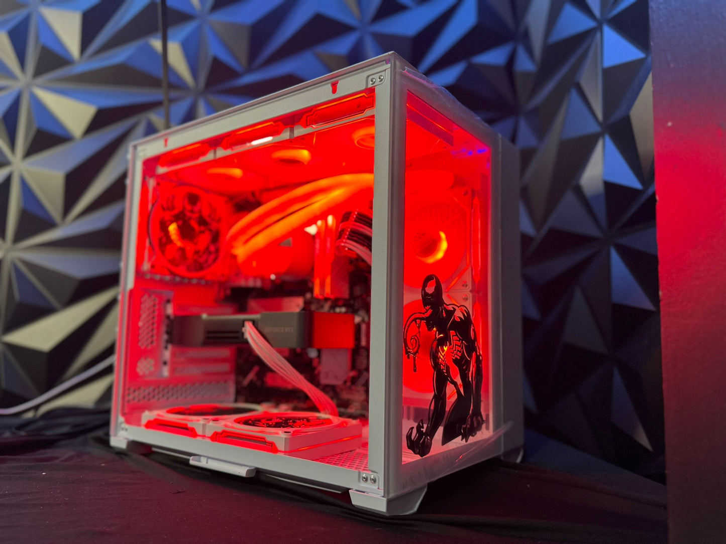 🕷️ We Are Venom 🖤💥 Ryzen 7 7700X| RTX 5070| 32 GB DDR5| 2.5 TB NVMe