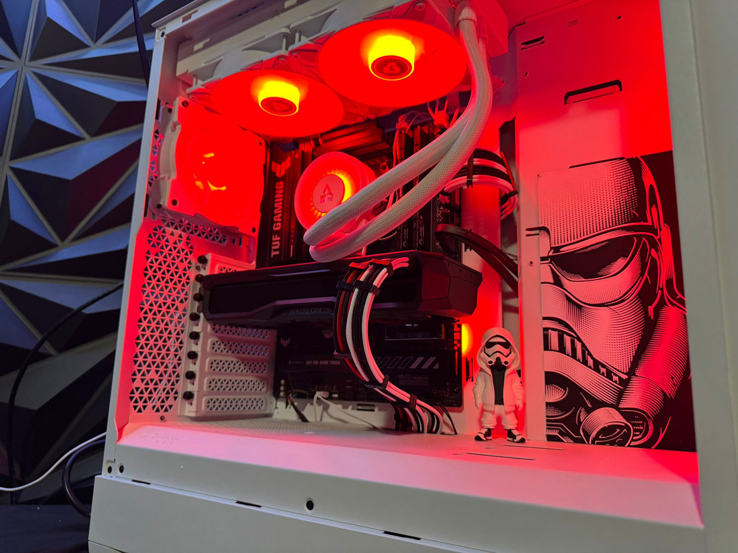 ⚪⚫ The Trooper ⚫⚪ Ryzen 7 7700X| RX 7900XT 20GB| 32 GB DDR5| 4 TB NVMe