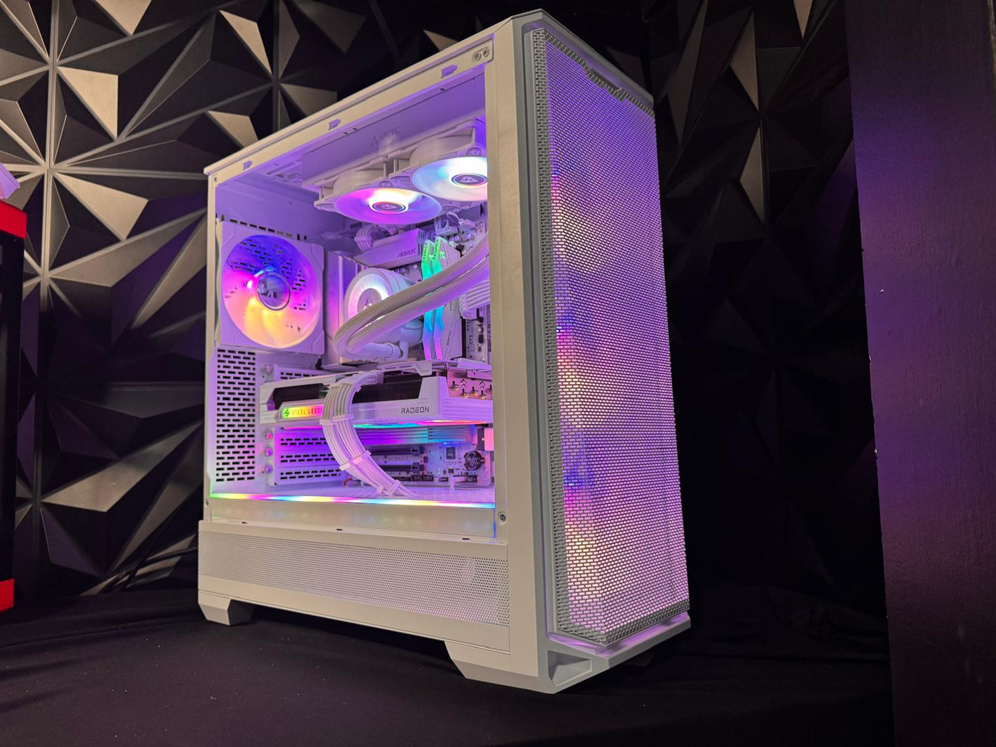 ⚪🕷️ The White Widow 🕷️⚪ Ryzen 9 7900X 🕷️ RX 9070XT 16GB 🕷️32 GB DDR5 6400Mhz| 4 TB NVMe| 850W Gold PSU